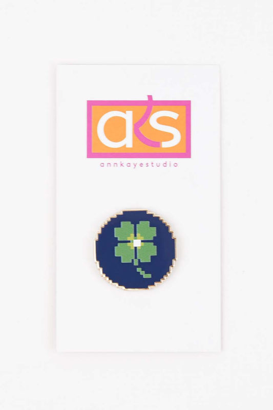 Shamrock Needleminder